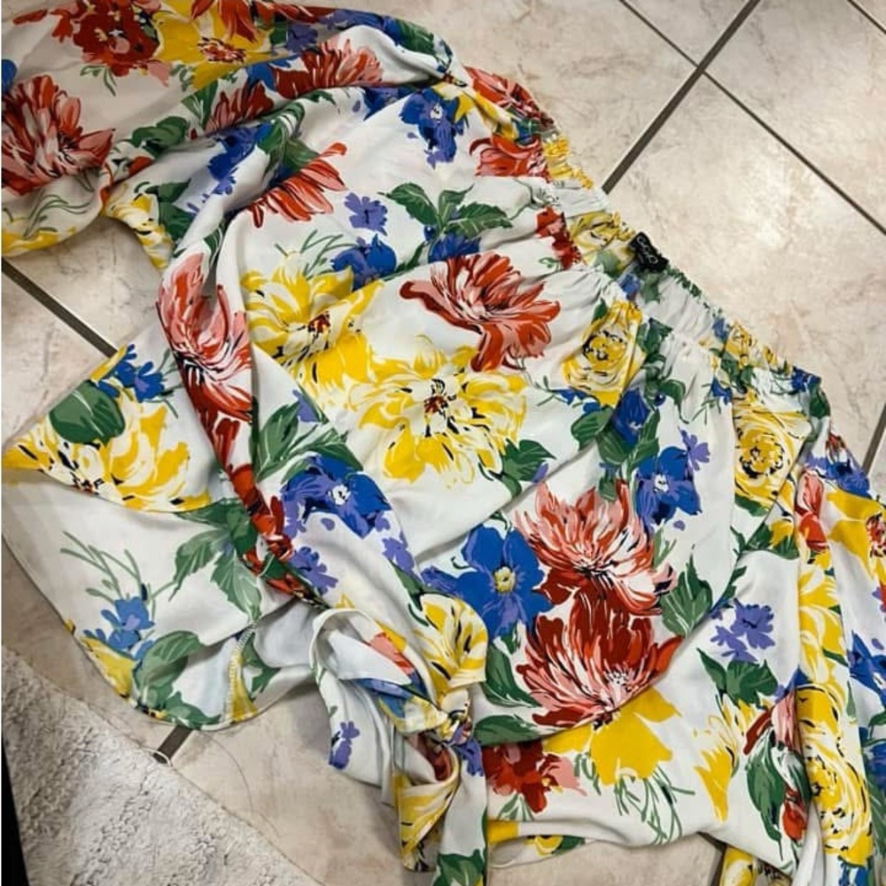 Floral Off-Shoulder Blouse